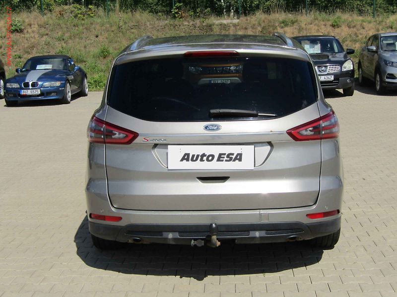 Ford S-MAX (2016) 2.0TDCI, 2.maj,ČR, Klima - fotka 5 z 21