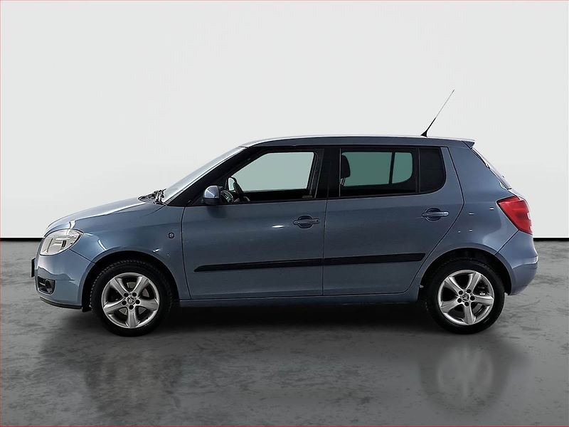 Škoda Fabia (2010) 1.2, Park. senzory - fotka 3 z 17