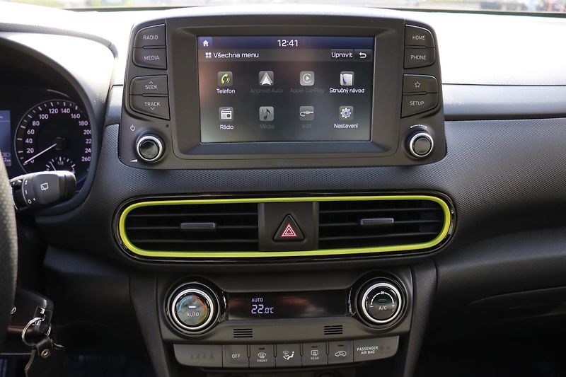 Hyundai Kona 1.6 T-GDI 4×4 | 7DCT | 130 kW - fotka 30 z 57