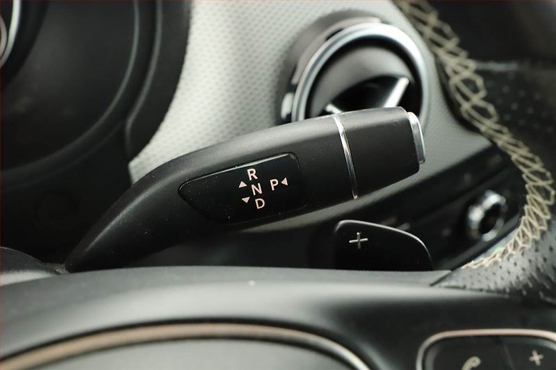 Mercedes-Benz Třídy B (2016) B 200 CDI, Automat, Kůže - fotka 10 z 18