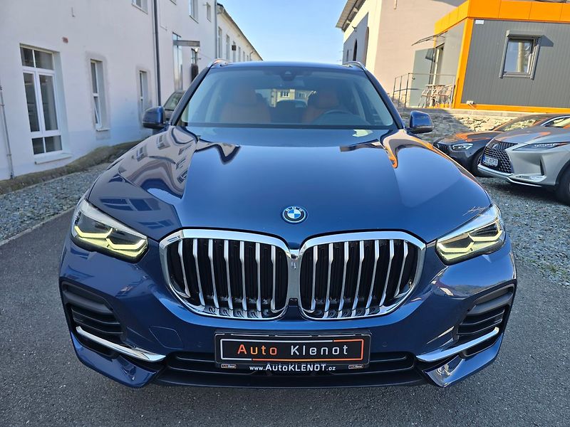 BMW X5 xDrive45e 290kW VIRTUAL KŮŽE - fotka 3 z 40
