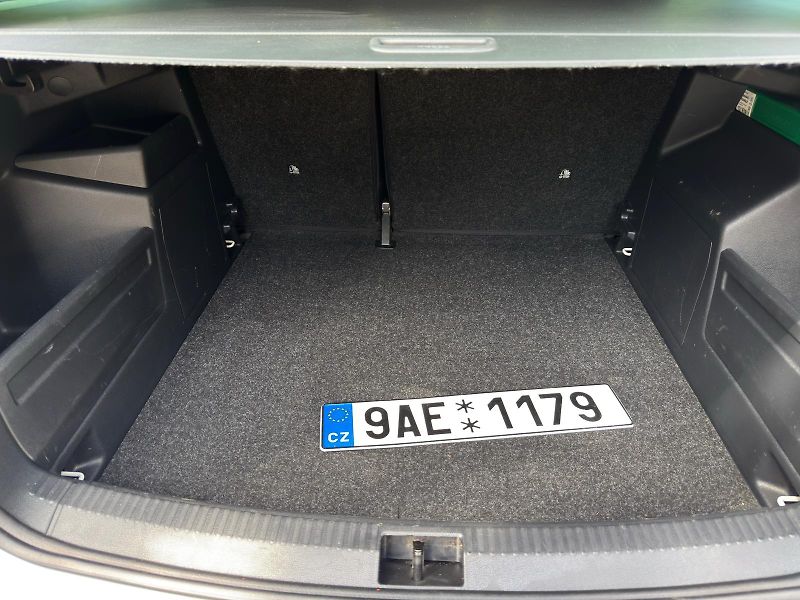 Škoda Fabia 1.0Tsi 70kW 1.MAJ ČR TAŽNÉ  - fotka 8 z 23