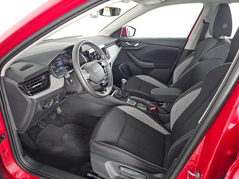 Škoda Scala (2025) 1.0TSI 85kW Selection - fotka 6 z 29