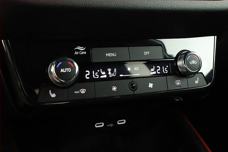 Škoda Fabia (2025) 1.5 TSI, MONTE CARLO, 1.5TSI - fotka 19 z 21