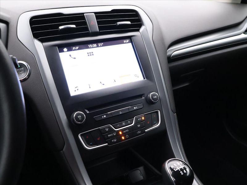 Ford Mondeo 2.0 TDCI 110KW CZ 4x4 LED - fotka 18 z 30
