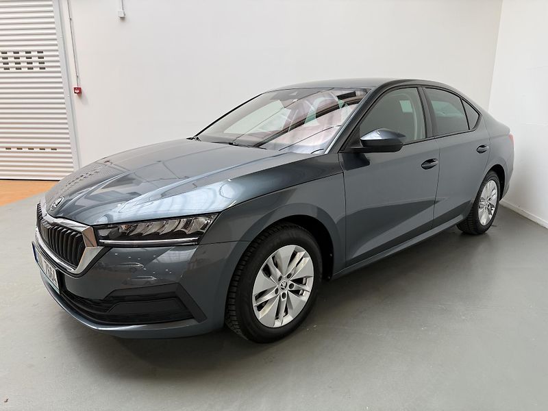 Škoda Octavia 1.5 TSI 110kW Ambition - fotka 2 z 11