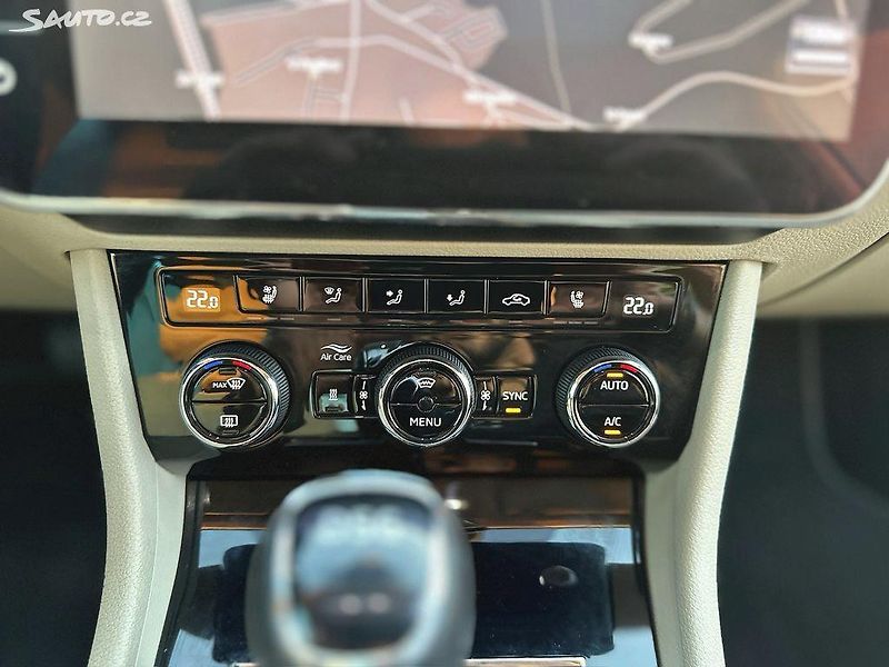 Škoda Superb (2018) L&K 2.0TDI 110kw 2018 WEBASTO - fotka 10 z 14