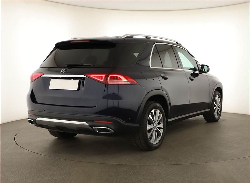 Mercedes-Benz GLE (2022) 300 d - fotka 5 z 19