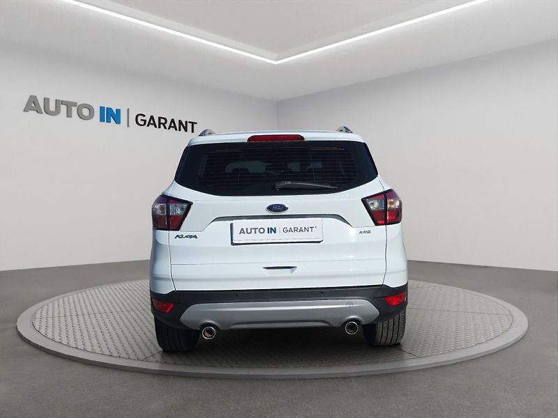 Ford Kuga (2019) 2.0 TDCi 4x4 110kW A/T, Prav. - fotka 6 z 24