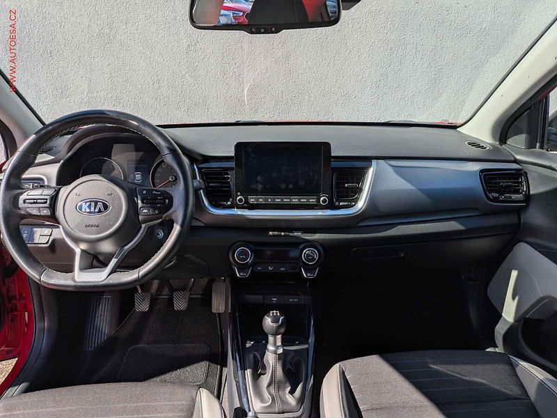 Kia Stonic (2021) 1.2i, 2.maj,ČR, Edition - fotka 11 z 17