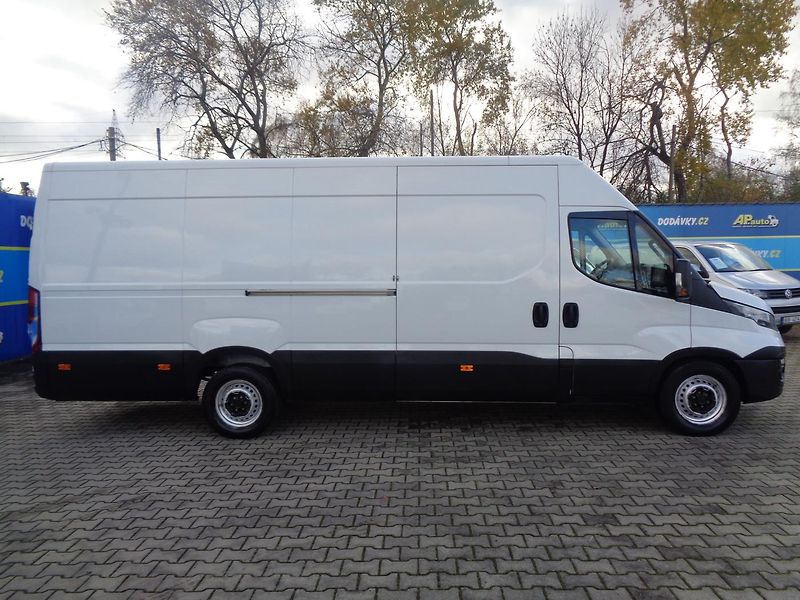 Iveco Daily 2,3 HPT  MAXI AUTOMAT KLIMA - fotka 8 z 32