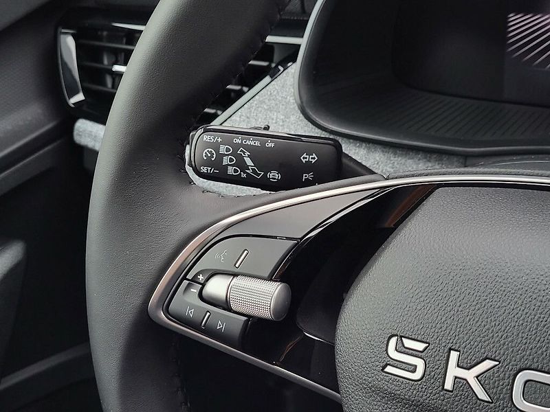 Škoda Kamiq Classic 1,0TSI 85kW - fotka 14 z 27