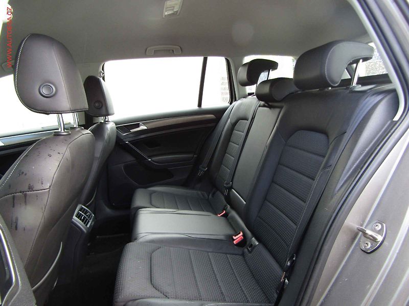Volkswagen Golf (2014) 1.6TDi, Comfortline, zmk. - fotka 10 z 18