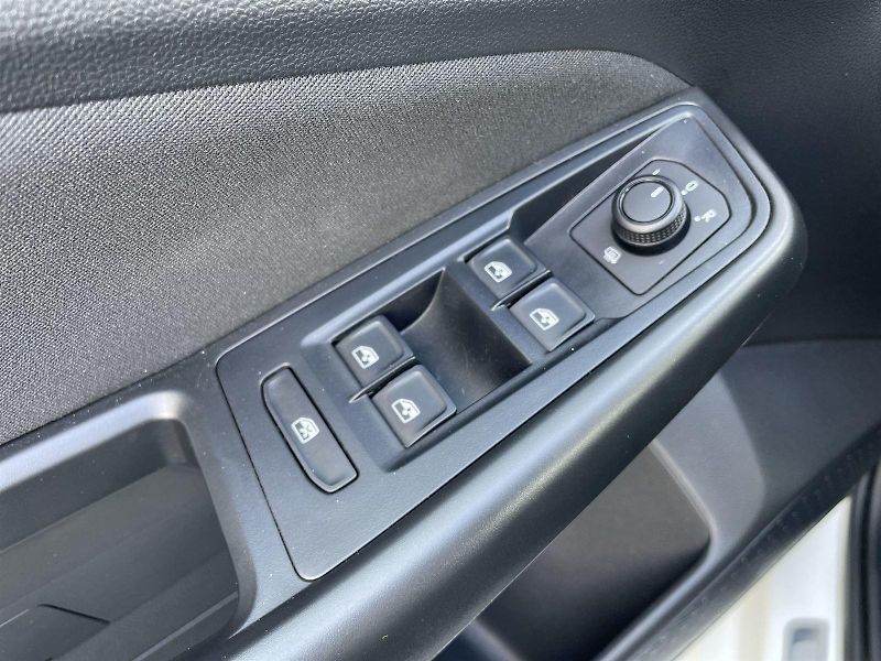 Volkswagen Bora (2019) E- 100 kW DSG - fotka 17 z 21