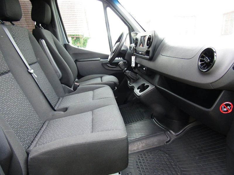 Mercedes-Benz Sprinter (2020) 2.2CDi 120 kW - fotka 20 z 27