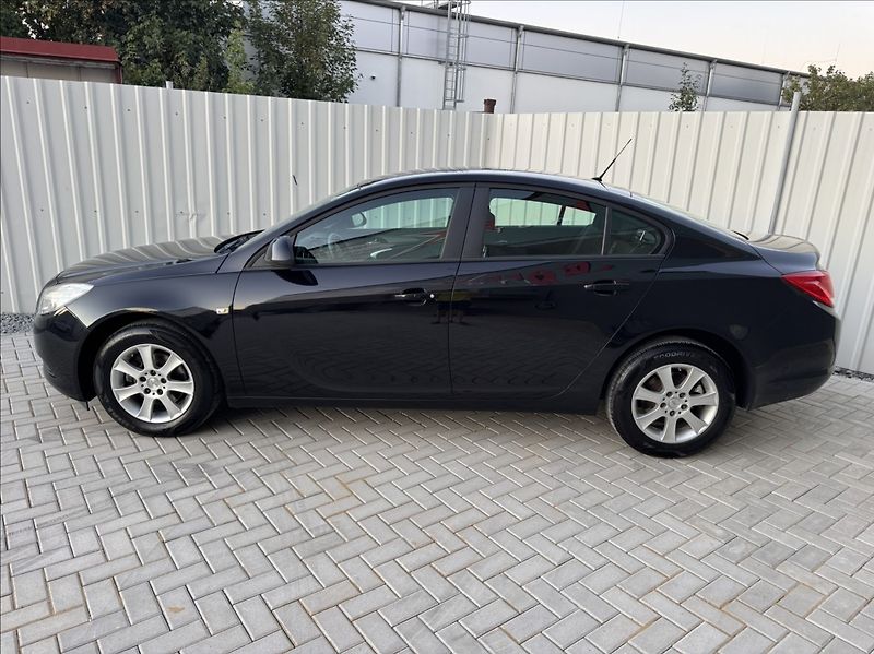 Opel Insignia 1,6 i 85kW tažné KLIMA ALU - fotka 4 z 50
