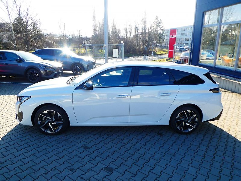 Peugeot 308 (2024) SW ALLURE BHDi 130 S&S EAT8   - fotka 4 z 17