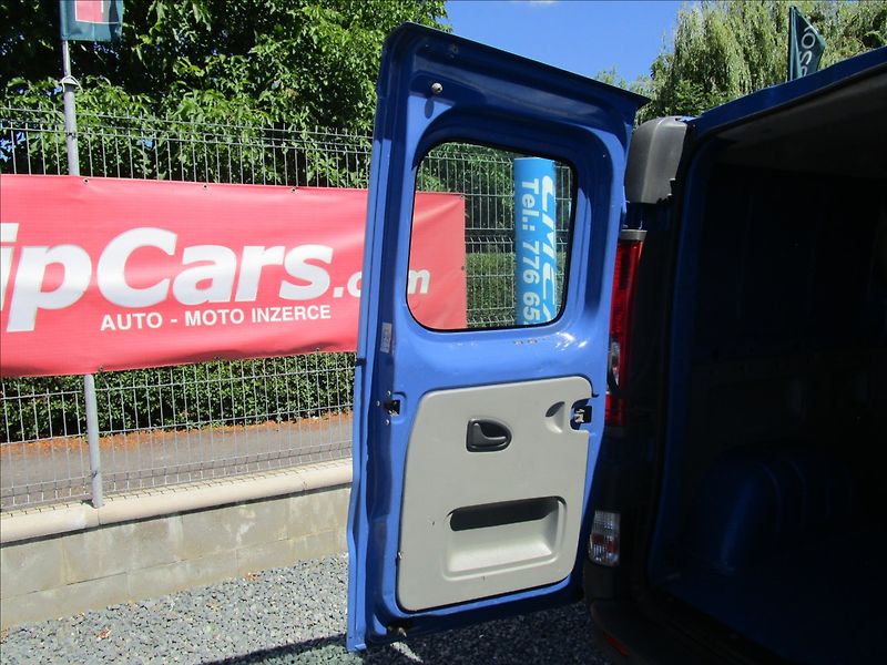Renault Trafic 2.0dCi 115 L2H1, 6 míst - fotka 39 z 45