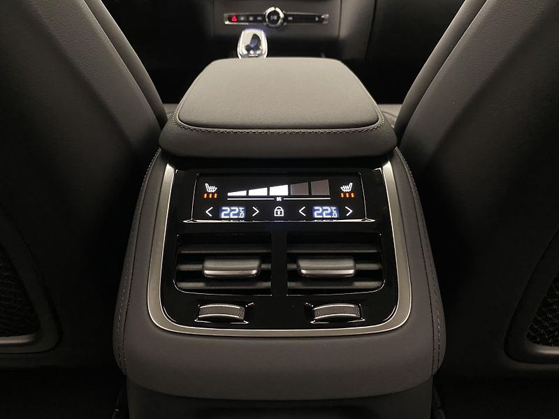 Volvo XC90 (2026) T8 AWD Plug-in BRIGHT PLUS 7m - fotka 82 z 83
