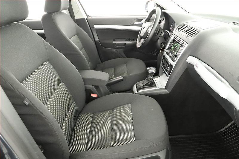 Škoda Octavia (2011) Scout 2.0 TDI, 4X4, Automat - fotka 7 z 18