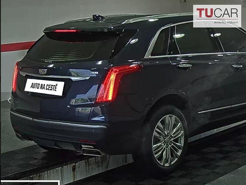 Cadillac XT5 (2018) Premium 3.6 V6 AWD - fotka 3 z 12