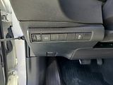 Toyota Corolla Touring 1.8 Hybrid Business - náhled 11