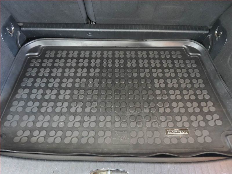 Mercedes-Benz Třídy A (2008) A 150 , po STK, zamluveno - fotka 12 z 13