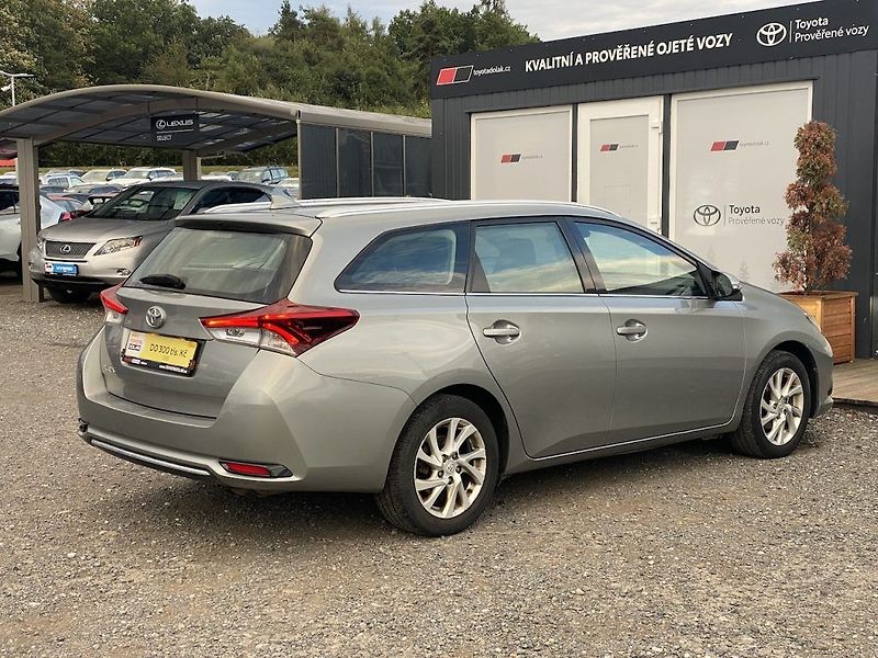 Toyota Auris 1.6i, ČR, Active, záruka - fotka 7 z 26
