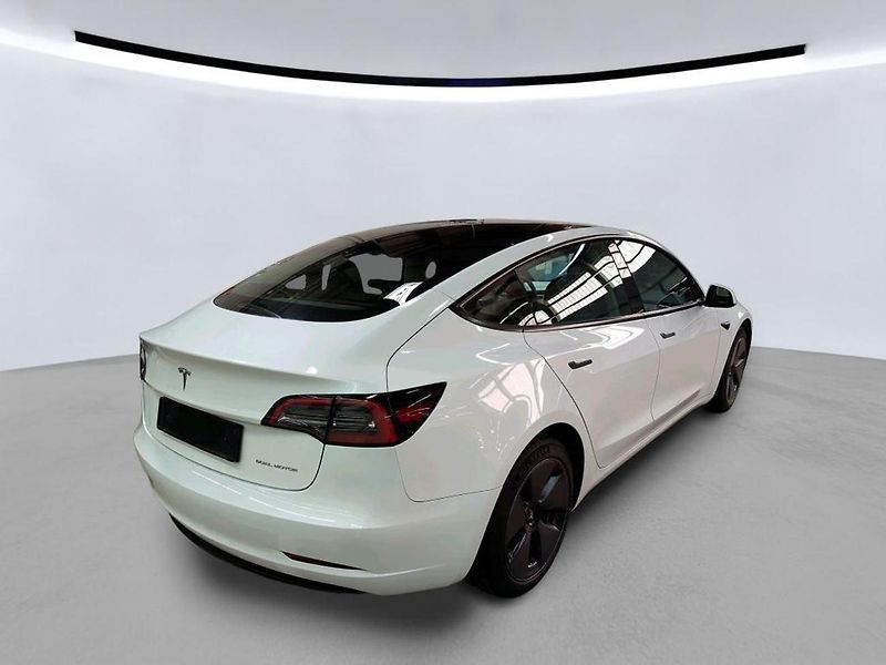 Tesla Model 3 LONG RANGE DUAL MOTOR SOH 97% - fotka 4 z 12