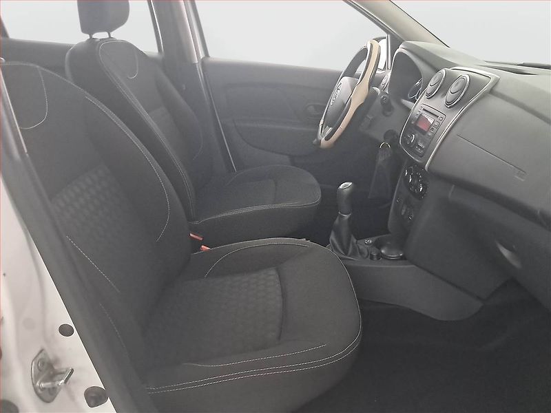 Dacia Logan (2013) 1.2 16V, LPG, ČR,1.maj - fotka 9 z 13