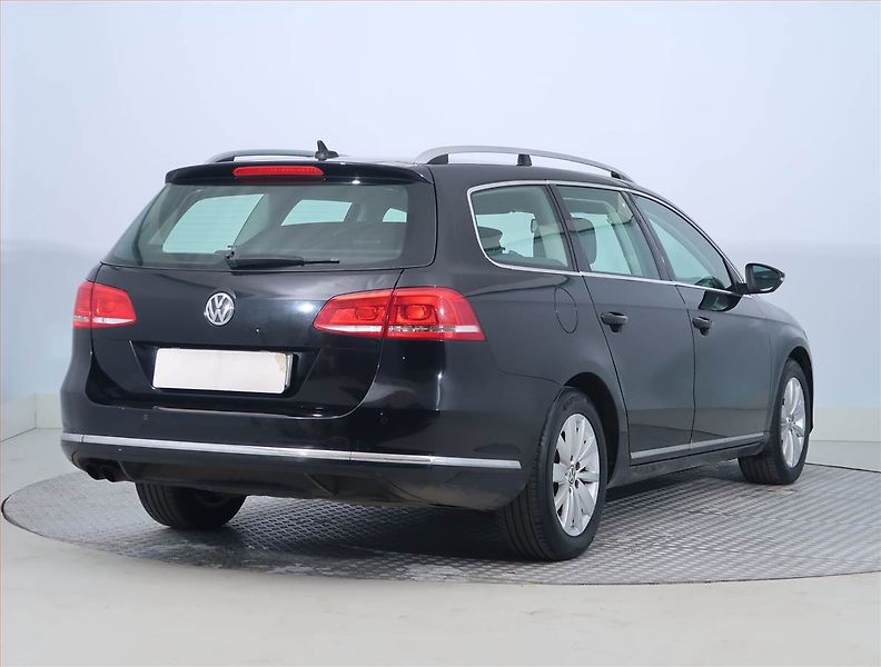 Volkswagen Passat (2014) Comfortline 2.0 TDI, Automat - fotka 5 z 20