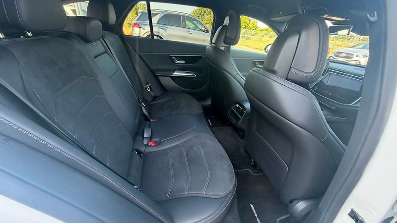 Mercedes-Benz Třídy E 300de 4M kombi - fotka 11 z 13