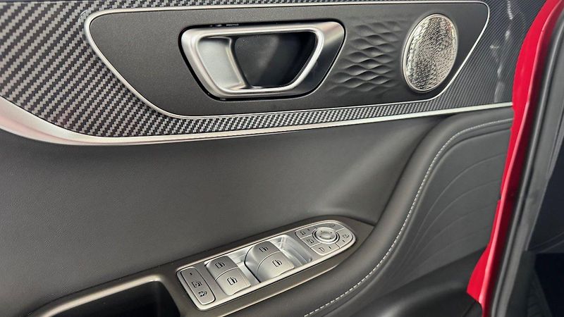 Chery Tiggo 7 PHEV (2026) 1,5T Family Edition FWD - fotka 7 z 40