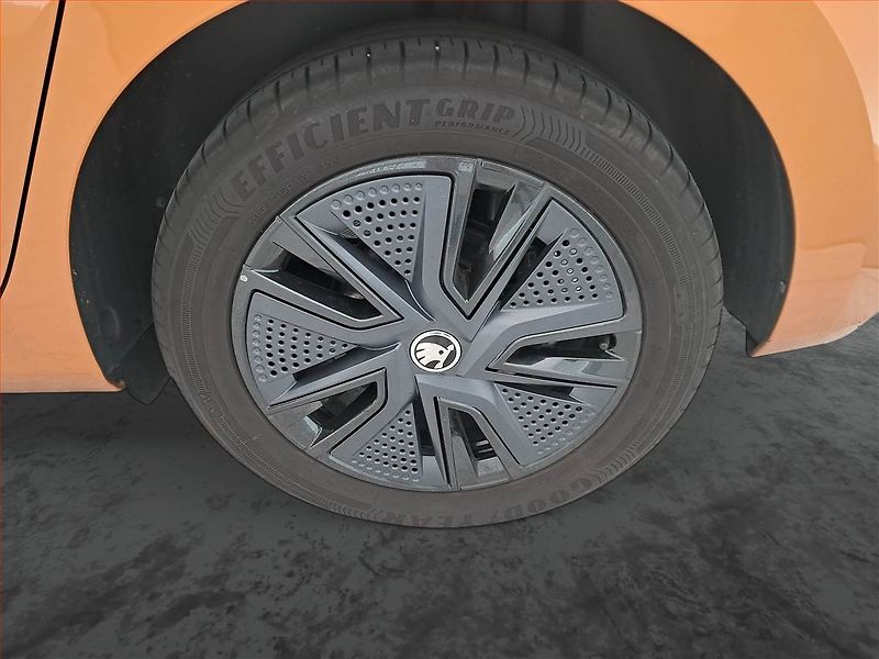 Škoda Fabia (2023) 1.0 TSI, Serv.kniha, Navi - fotka 15 z 17