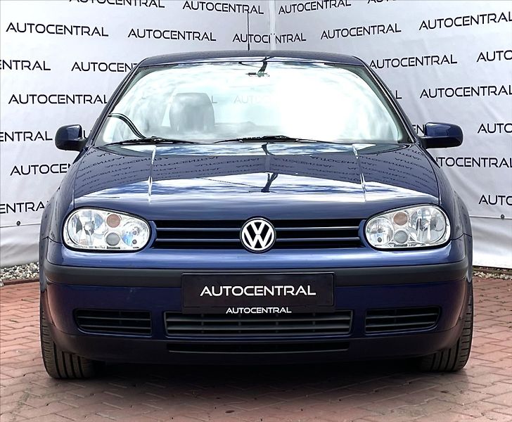 Volkswagen Golf 1,4 i 16v 55kw servis - fotka 2 z 21