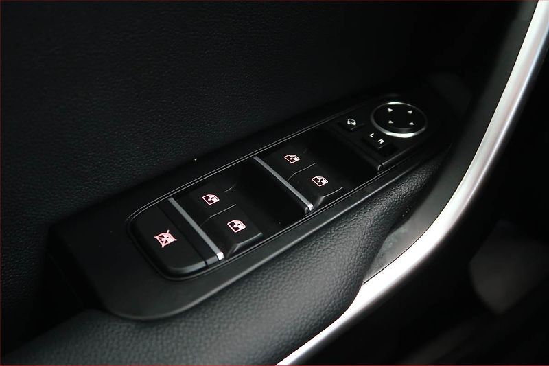 Kia XCeed (2024) TOP 1.5 T-GDI - fotka 15 z 16