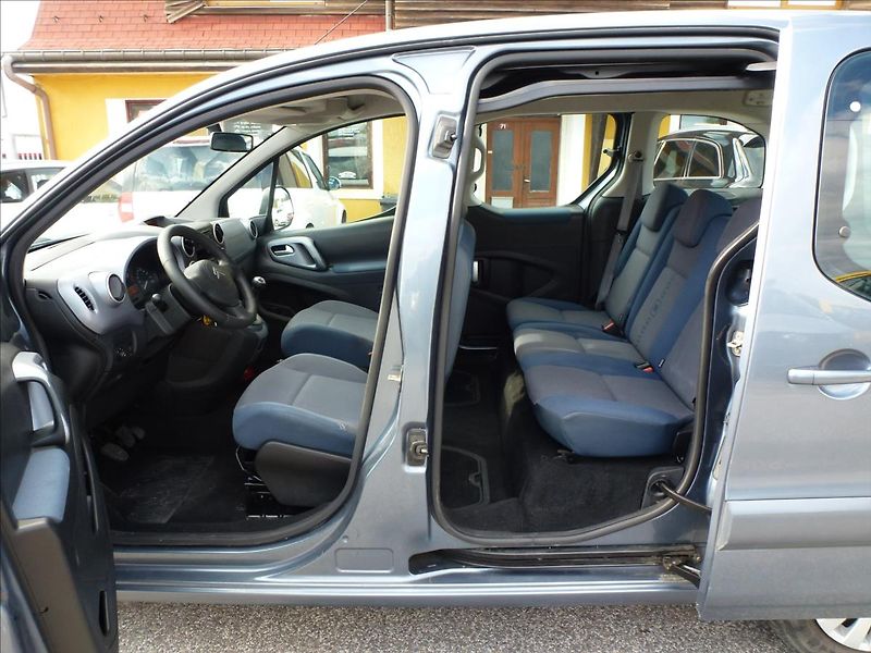 Citroën Berlingo 1,6 HDi  Multispace - fotka 17 z 44