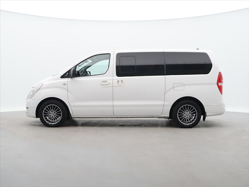 Hyundai H 1 Starex 2,5 CRDi 125kW Automat - fotka 4 z 32