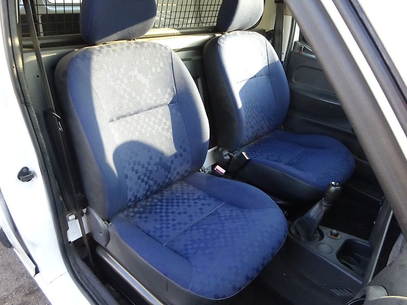 Peugeot Partner 'Ranch' 1,4 i 55kW BEZ KOROZE - fotka 8 z 29
