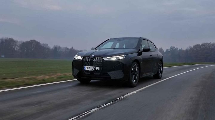Elektrické BMW iX xDrive50.