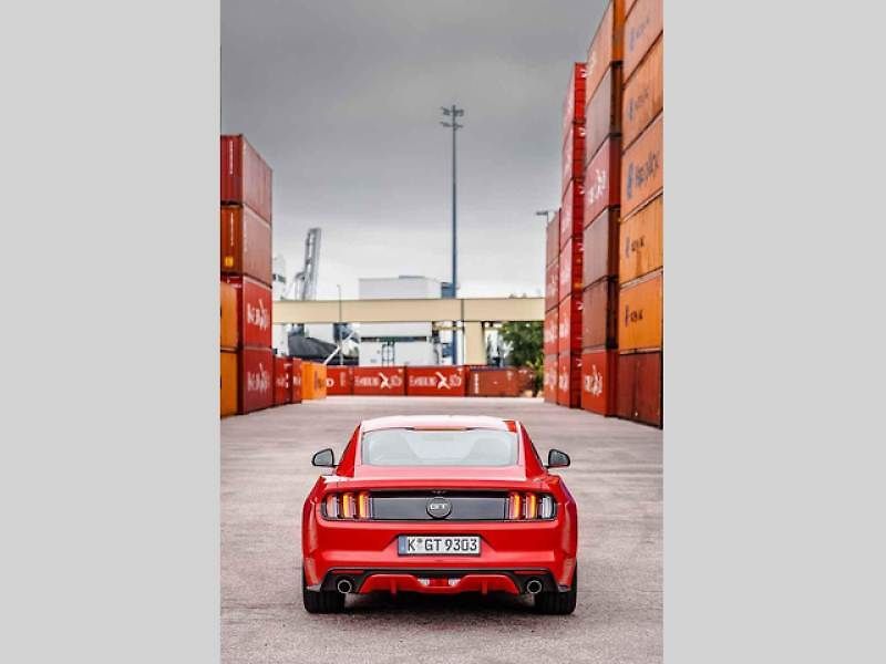 Ford Mustang.