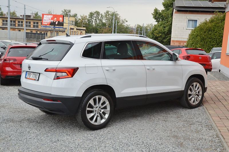 Škoda Karoq (2018) 1.6 TDi 85kW DSG STYLE /CANTON - fotka 6 z 41
