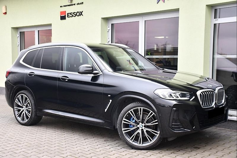 BMW X3 xDrive30d M-SPORT TAŽNÉ 1M ČR - fotka 2 z 43