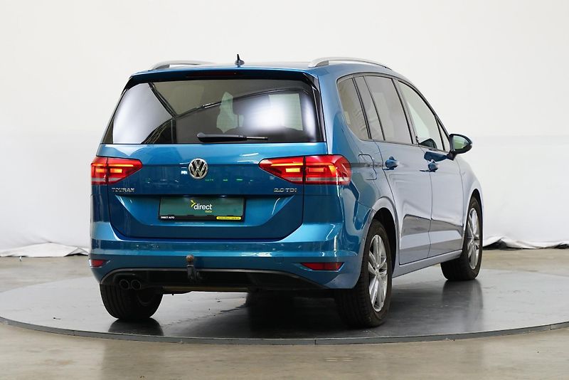 Volkswagen Touran - fotka 3 z 6