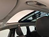 Volvo XC60 B4 FWD Momentum PRO AT8 - náhled 44