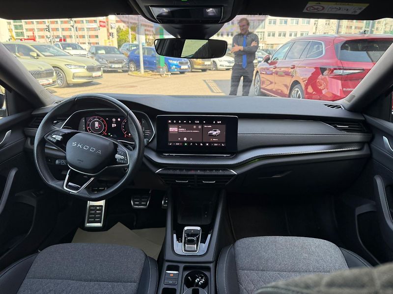 Škoda Octavia Sportline 2.0 TDI 110kw DSG Co - fotka 5 z 26