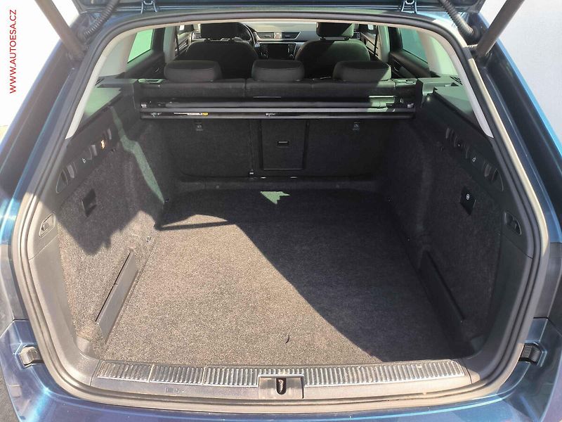 Škoda Superb (2016) 1.8 TSi, Style, DSG, TZ, - fotka 7 z 24