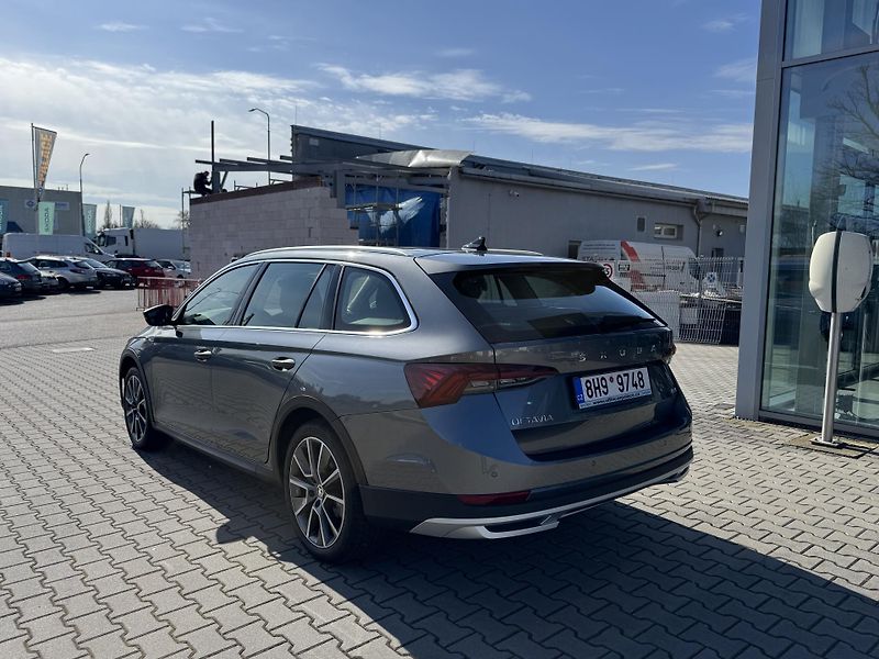 Škoda Octavia (2022) SCOUT 4x4 2.0 TDI 110 kW - fotka 6 z 24