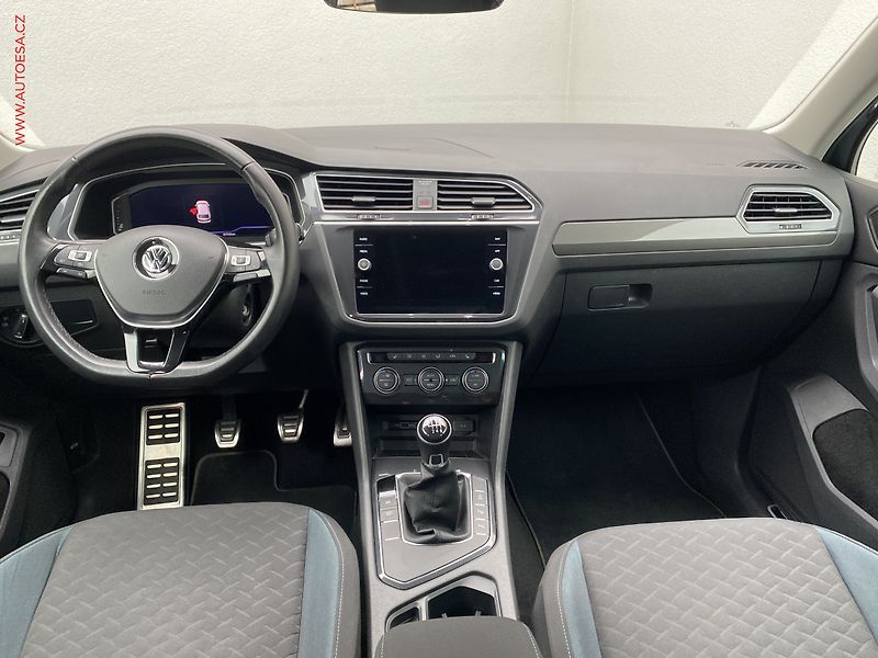 Volkswagen Tiguan (2020) 1.5 TSi, IQ Drive, LED, +kola - fotka 8 z 18