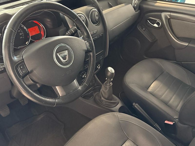 Dacia Duster (2016) 1.2 TCe, tažné, 4x4 - fotka 6 z 36